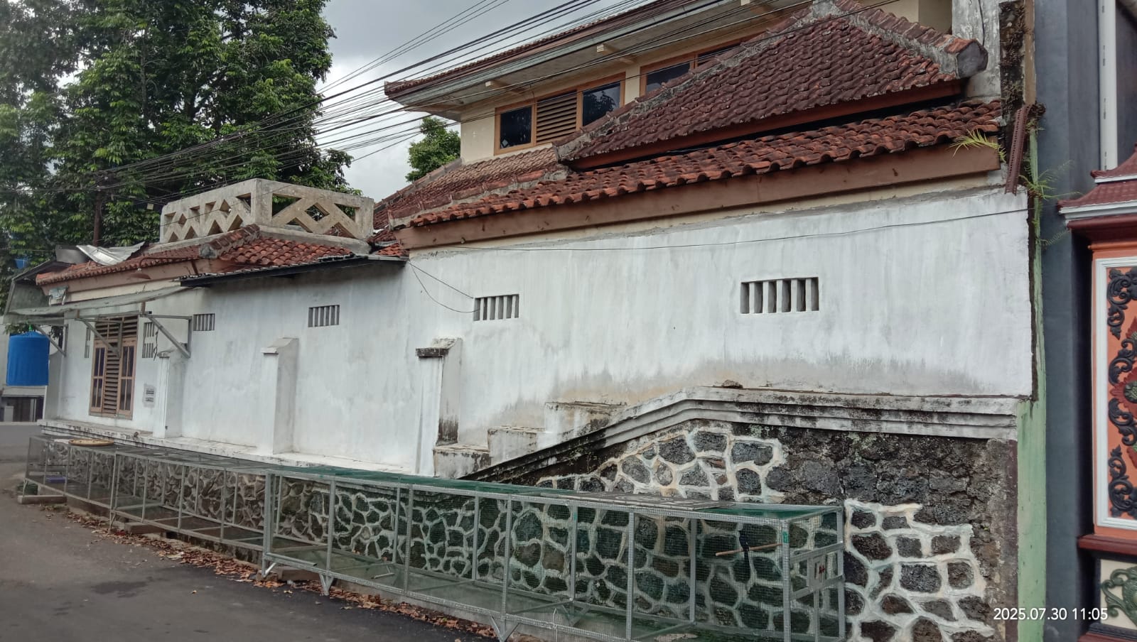Tanah dan Bangunan