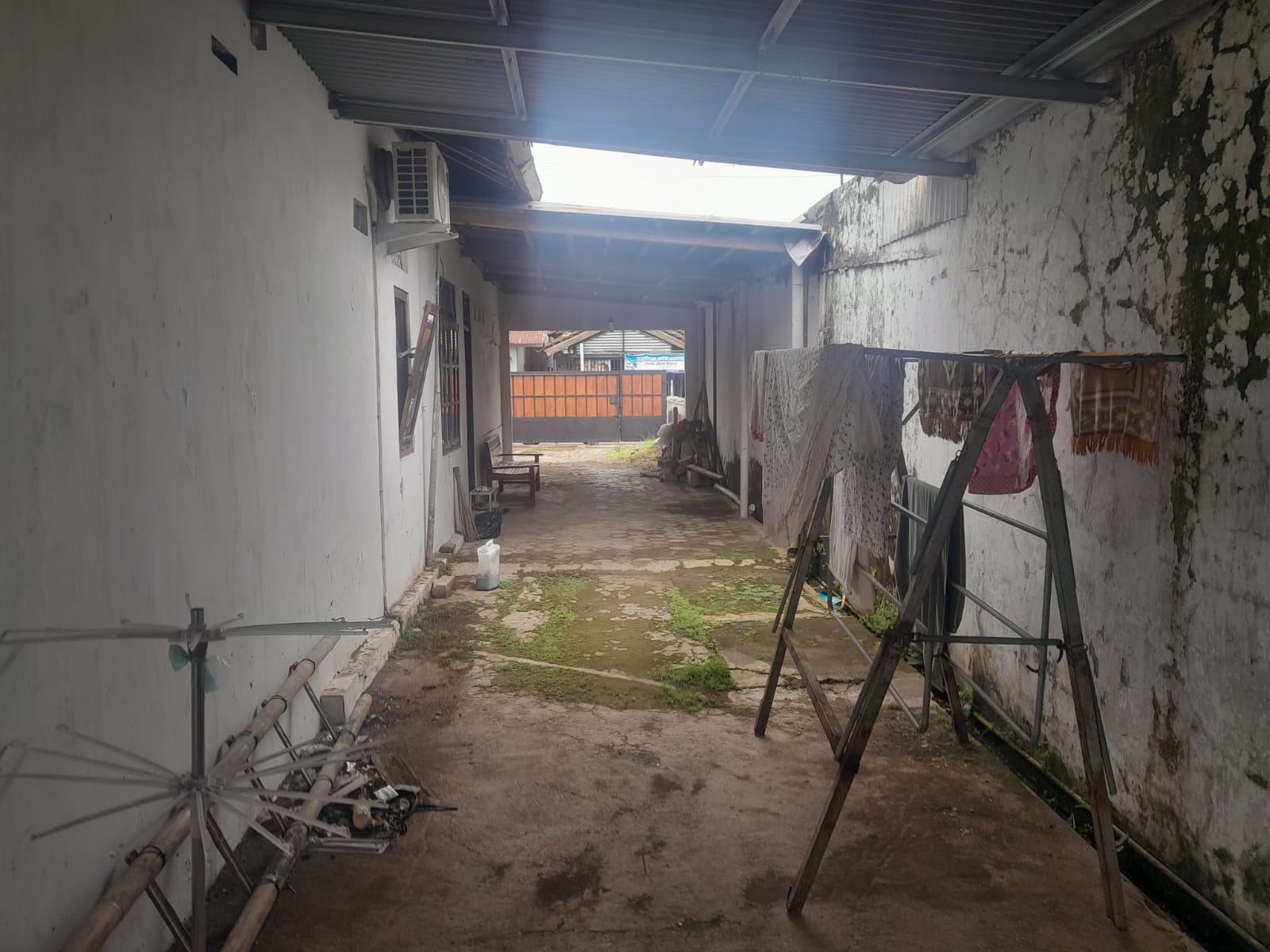 Tanah dan Bangunan